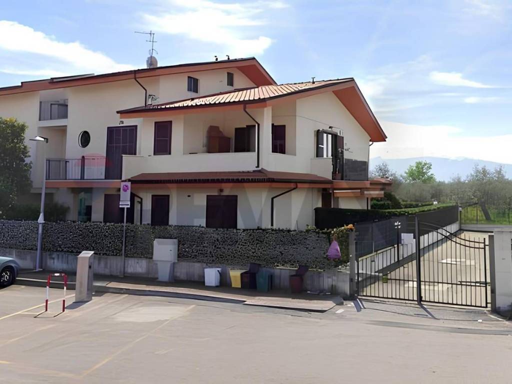 appartamento in vendita a Pianella in zona Cerratina