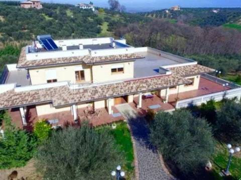 casa indipendente in vendita a Pianella