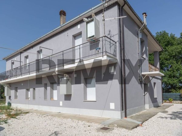 casa indipendente in vendita a Pianella in zona Castellana