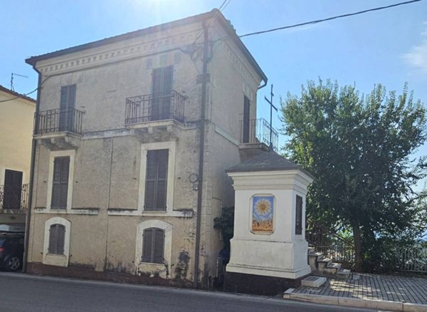 casa indipendente in vendita a Pianella