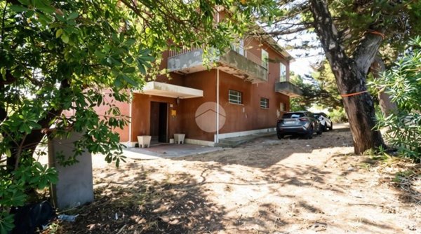 casa indipendente in vendita a Pianella