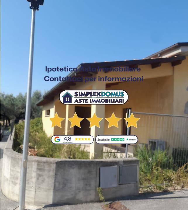 casa indipendente in vendita a Pianella in zona Cerratina