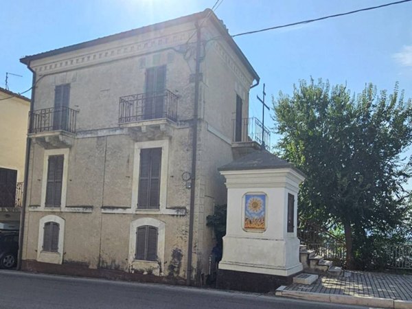 casa indipendente in vendita a Pianella