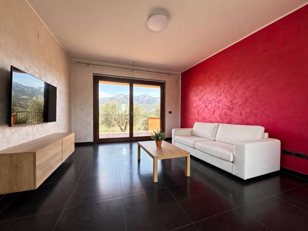 casa indipendente in vendita a Pianella in zona Castellana