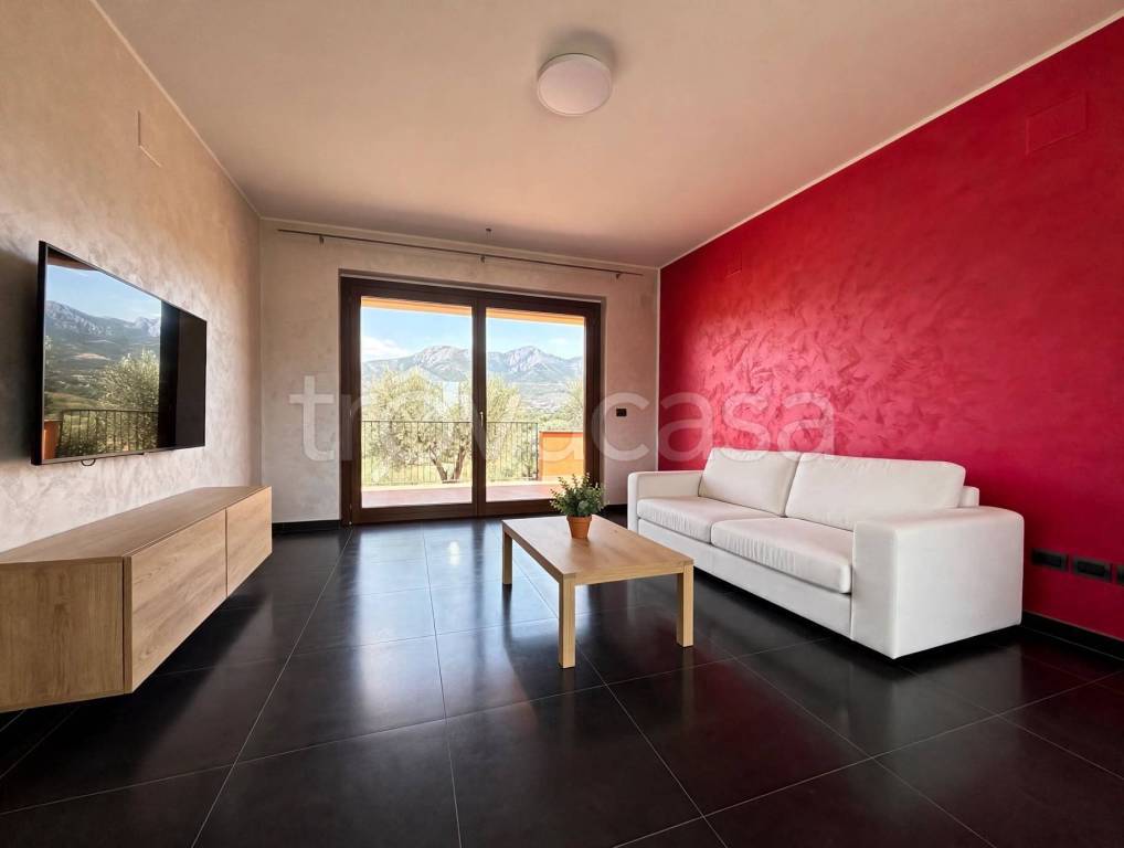 casa indipendente in vendita a Pianella in zona Castellana