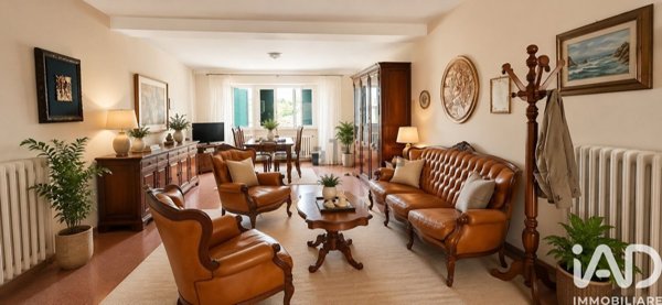 casa indipendente in vendita a Picciano in zona Incotte
