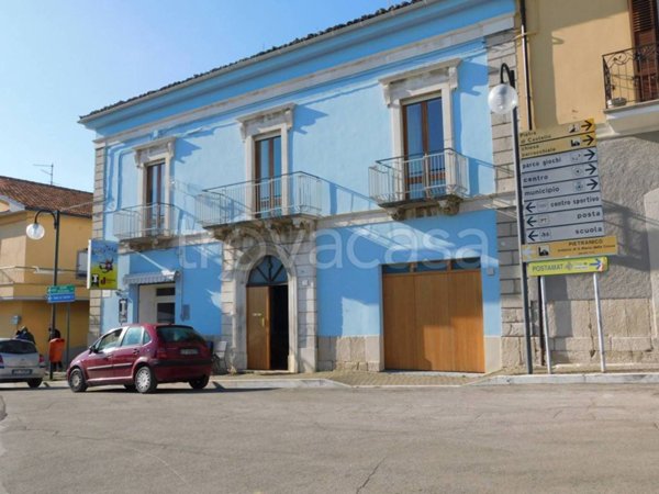 casa indipendente in vendita a Pietranico