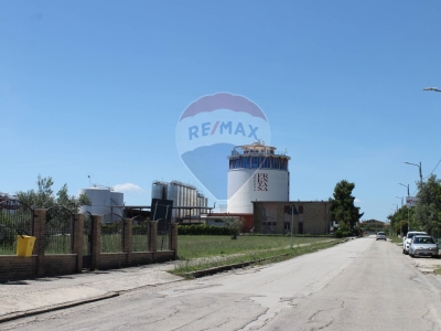 terreno edificabile in vendita a Popoli Terme