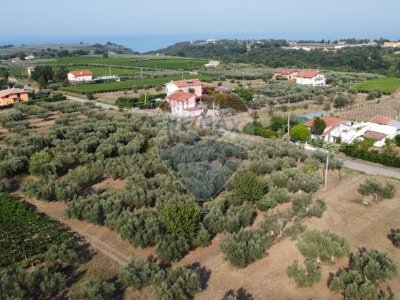 terreno edificabile in vendita a Popoli Terme