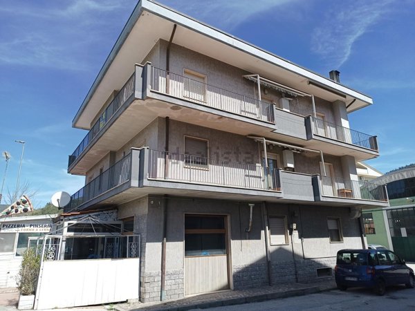 appartamento in vendita a Popoli Terme