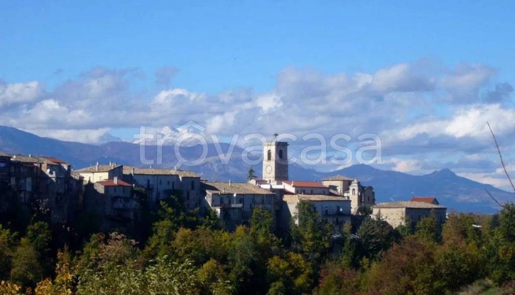 casale in vendita a Roccamorice
