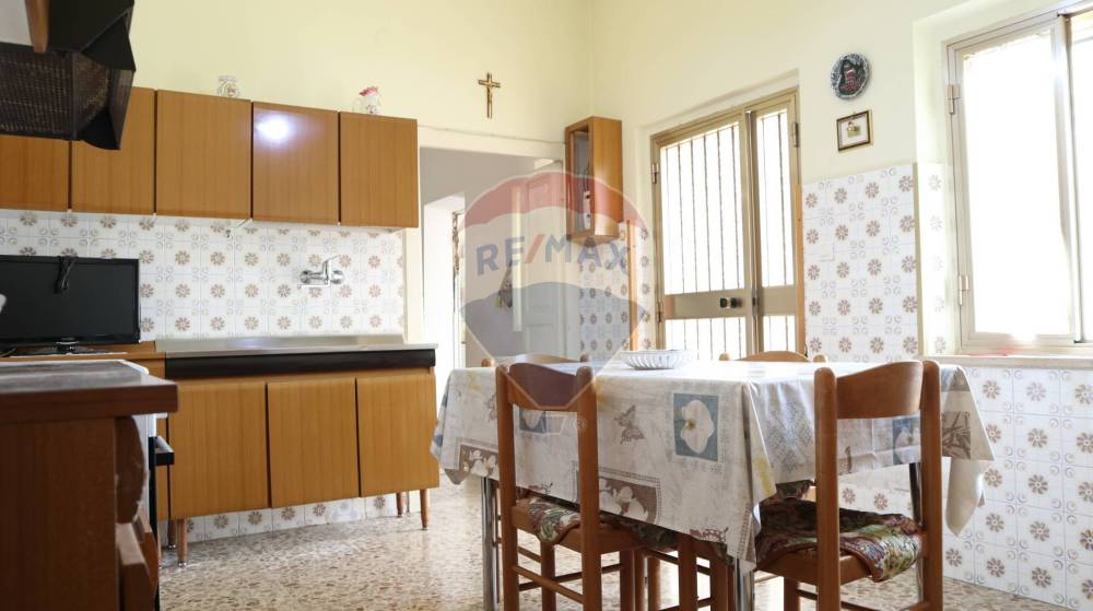 casa indipendente in vendita a Rosciano