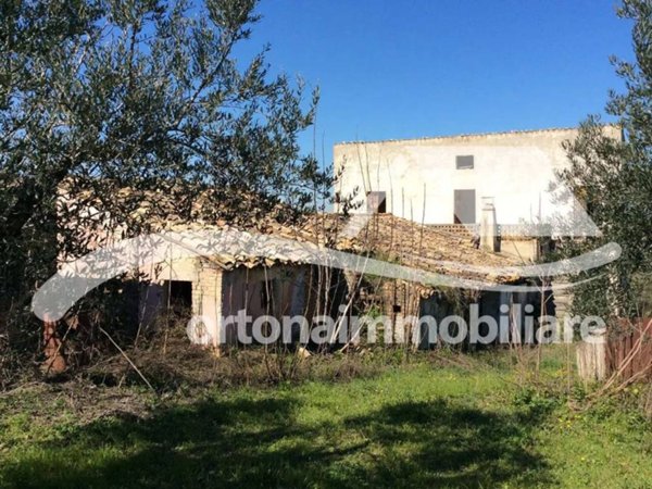 terreno agricolo in vendita a Rosciano