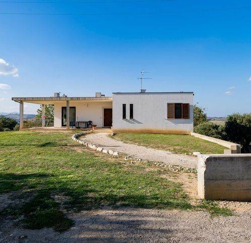 casa indipendente in vendita a Rosciano