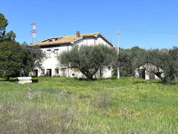 casa indipendente in vendita a Rosciano