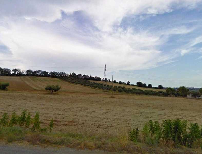 terreno edificabile in vendita a Rosciano