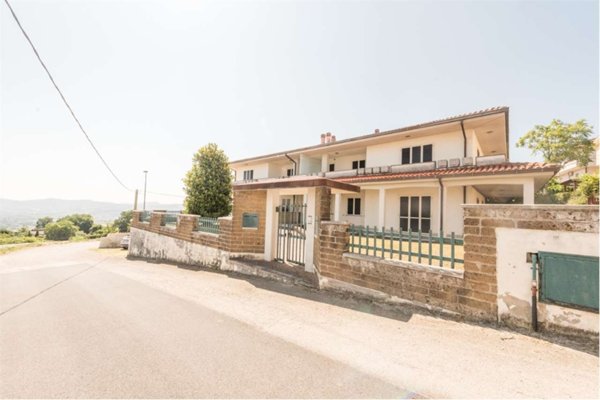 appartamento in vendita a Rosciano