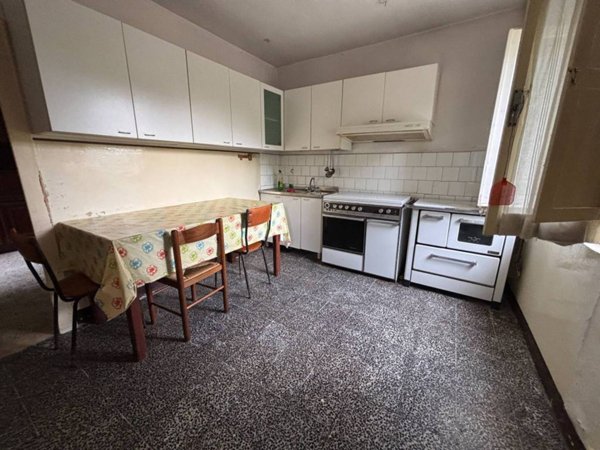 casa indipendente in vendita a Rosciano
