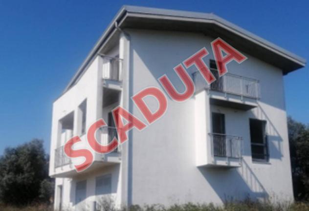 casa indipendente in vendita a Rosciano