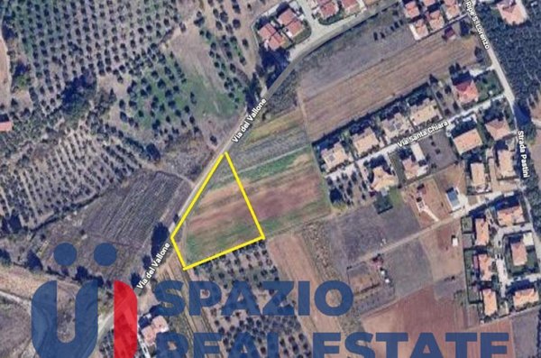 terreno edificabile in vendita a Rosciano