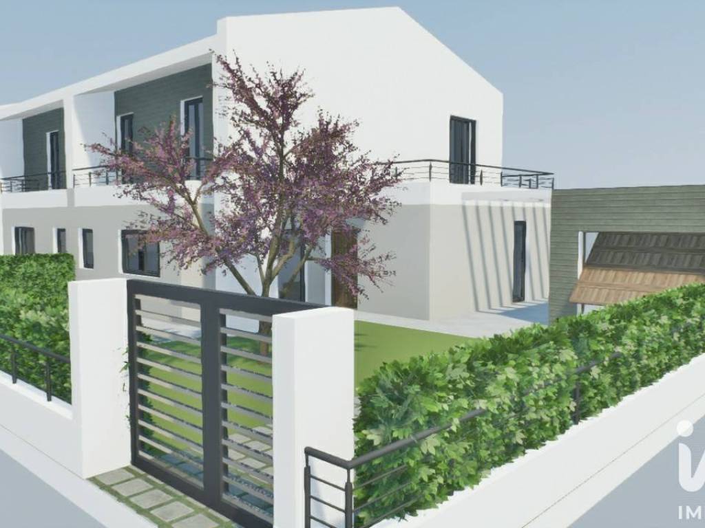 casa indipendente in vendita a Rosciano