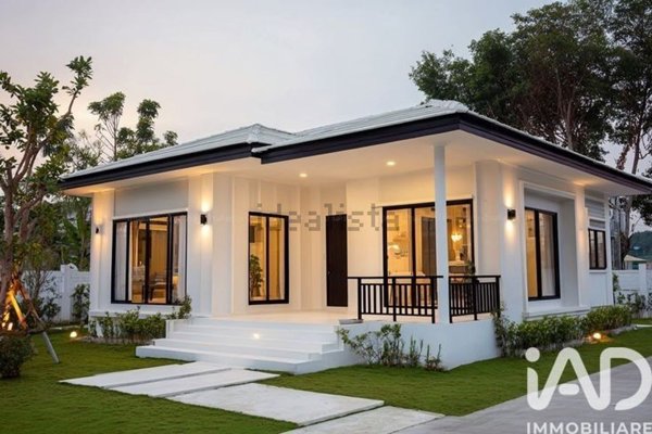 casa indipendente in vendita a Rosciano