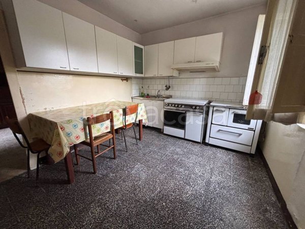 casa indipendente in vendita a Rosciano