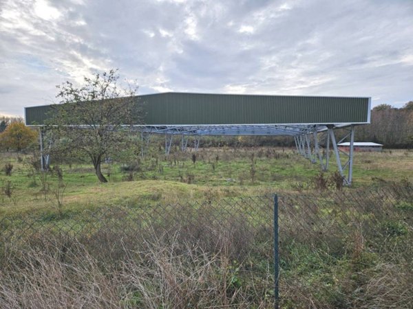 terreno edificabile in vendita a Rosciano