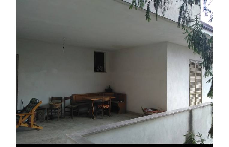 casa indipendente in vendita a Rosciano