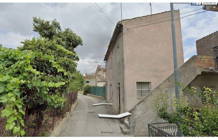 casa indipendente in vendita a Rosciano