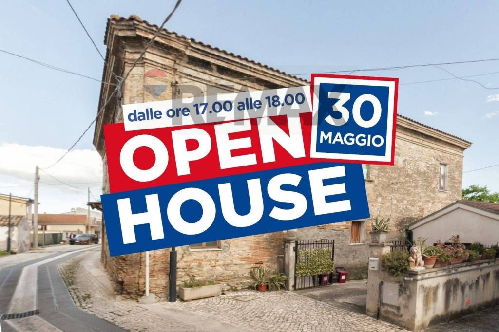 casa semindipendente in vendita a Rosciano