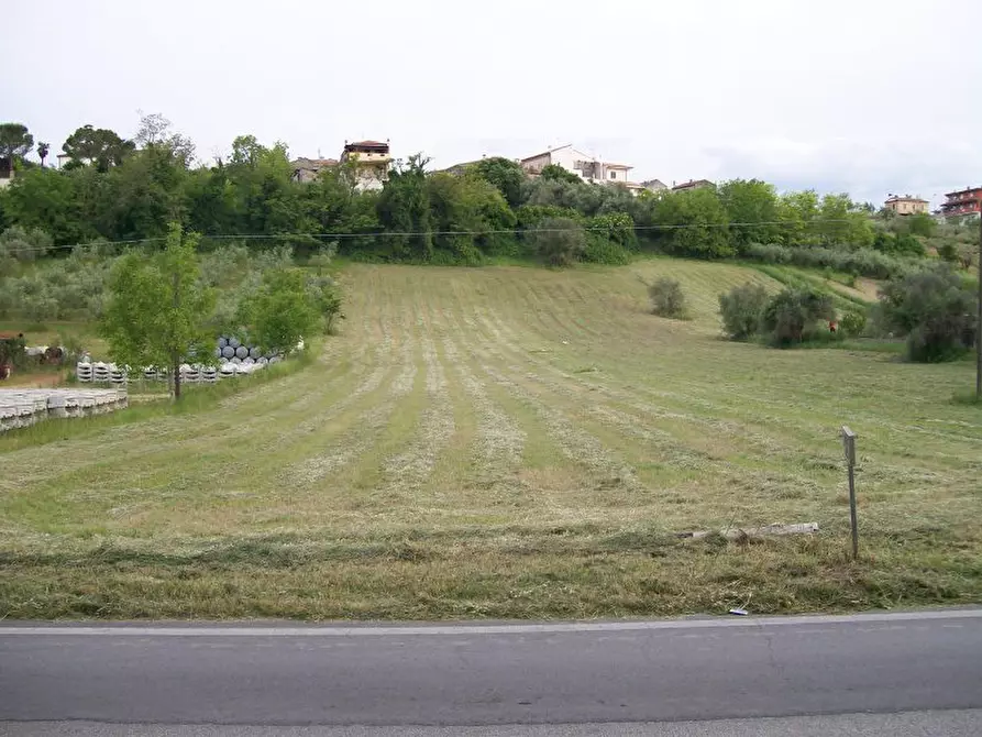 terreno edificabile in vendita a Rosciano