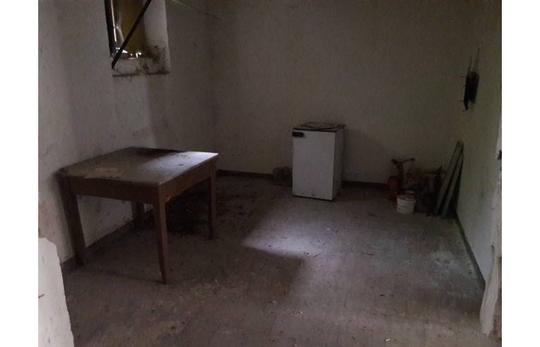 casa indipendente in vendita a Salle