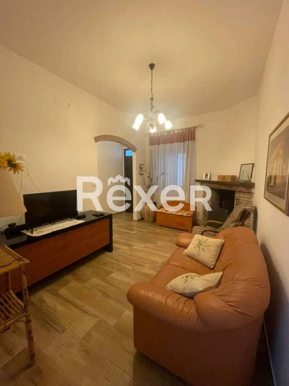 casa indipendente in vendita a Salle