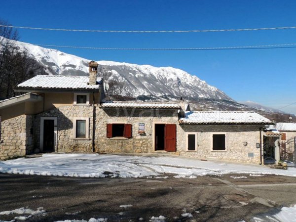 appartamento in vendita a Sant'Eufemia a Maiella in zona San Giacomo