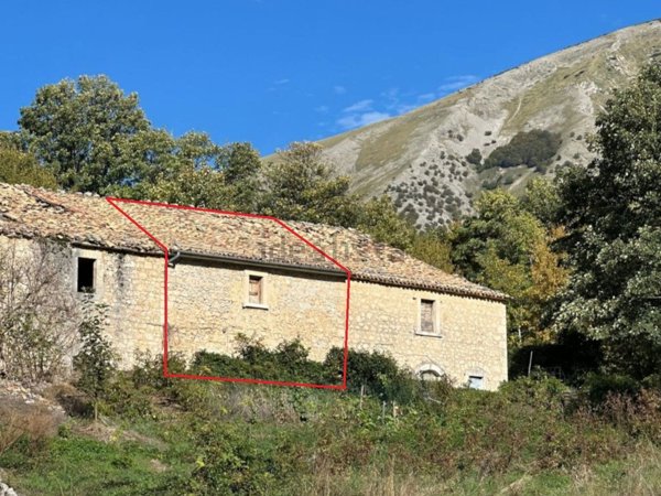 appartamento in vendita a Sant'Eufemia a Maiella