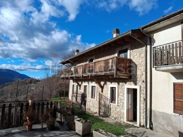 appartamento in vendita a Sant'Eufemia a Maiella