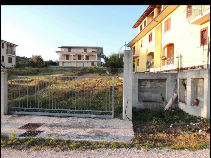 terreno edificabile in vendita a San Valentino in Abruzzo Citeriore