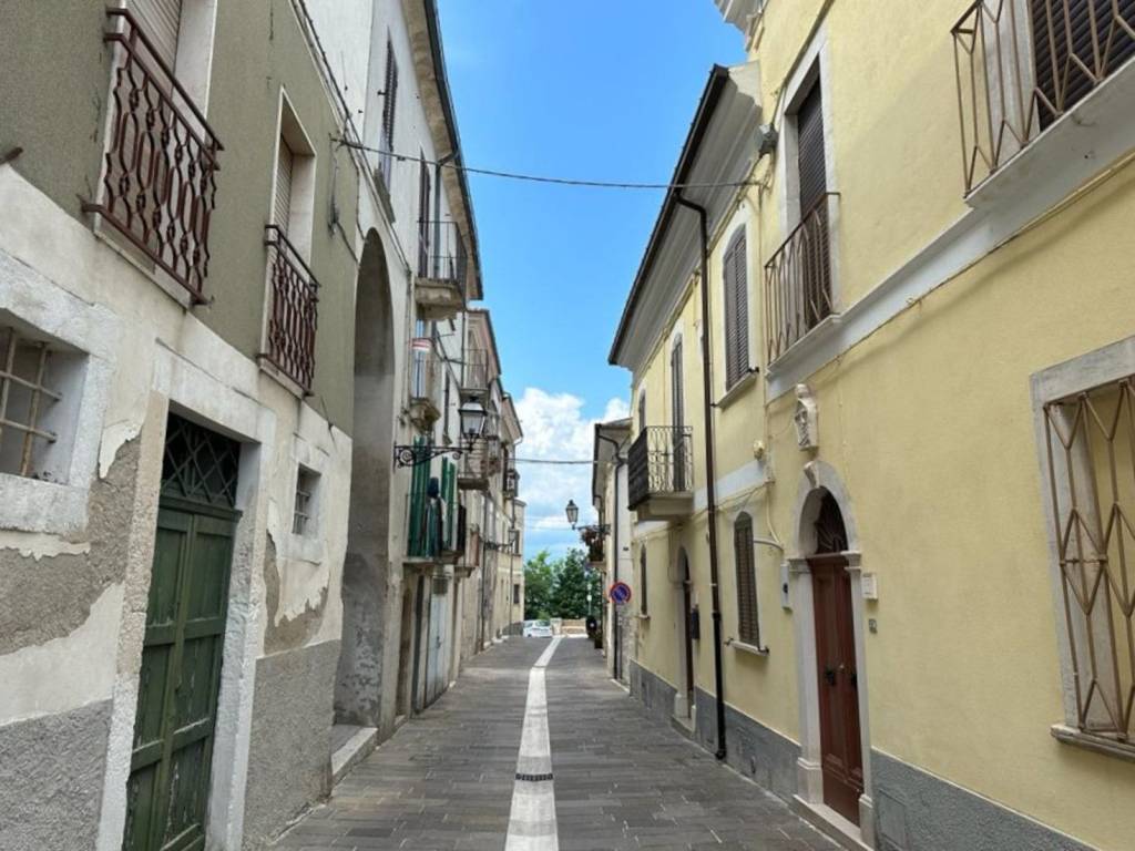 casa indipendente in vendita a San Valentino in Abruzzo Citeriore