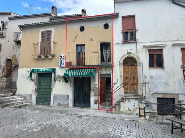 quadrivano in vendita a San Valentino in Abruzzo Citeriore