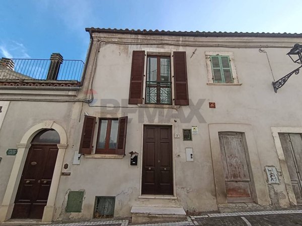 casa indipendente in vendita a San Valentino in Abruzzo Citeriore