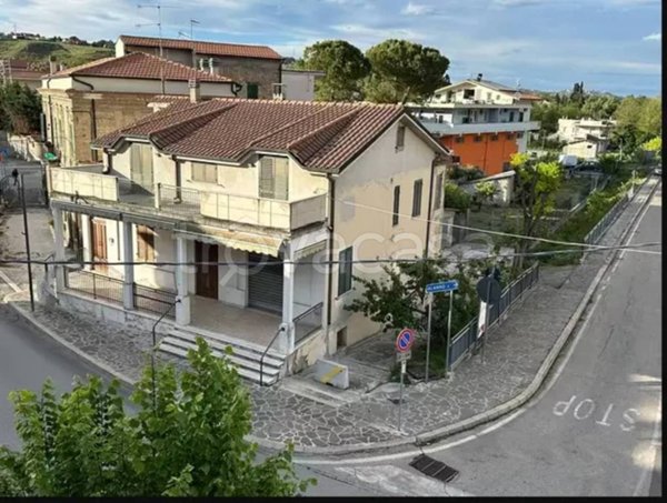 appartamento in vendita a Scafa