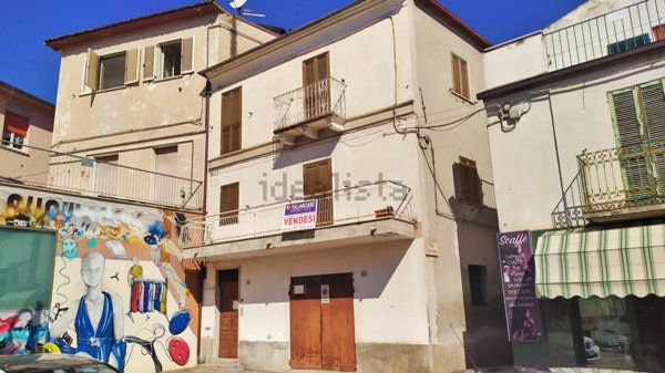 casa indipendente in vendita a Scafa