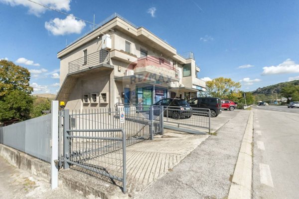 casa indipendente in vendita a Scafa