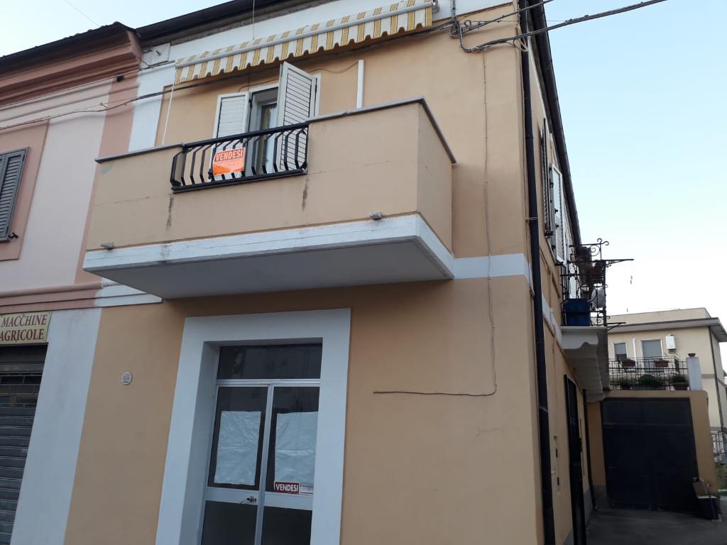 casa indipendente in vendita a Scafa