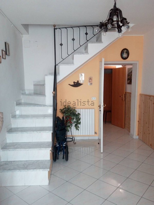 casa semindipendente in vendita a Scafa