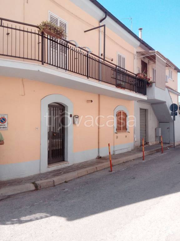 casa indipendente in vendita a Scafa