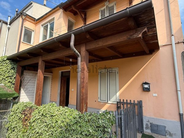 casa indipendente in vendita a Scafa