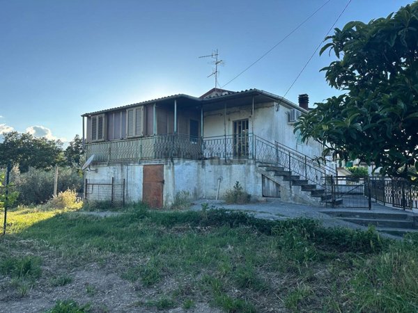 casa indipendente in vendita a Scafa
