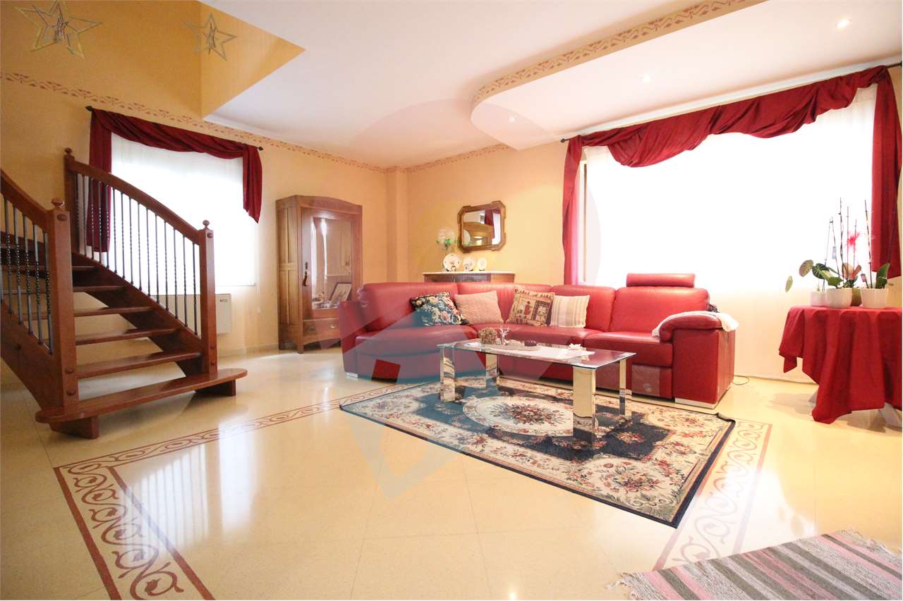 casa indipendente in vendita a Scafa